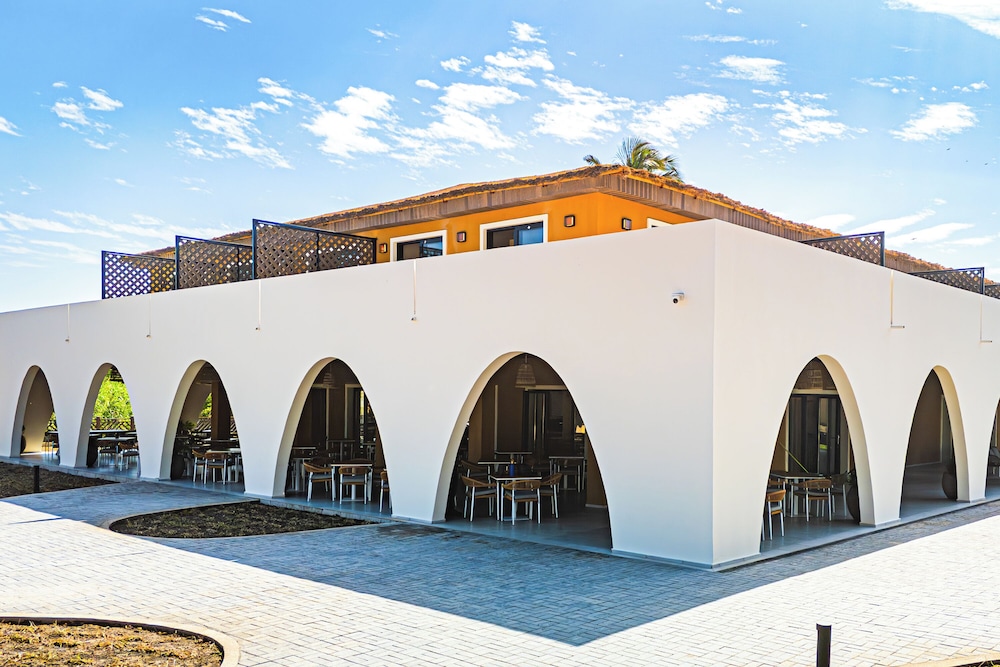 Palm Beach Resort Banjul 4/50