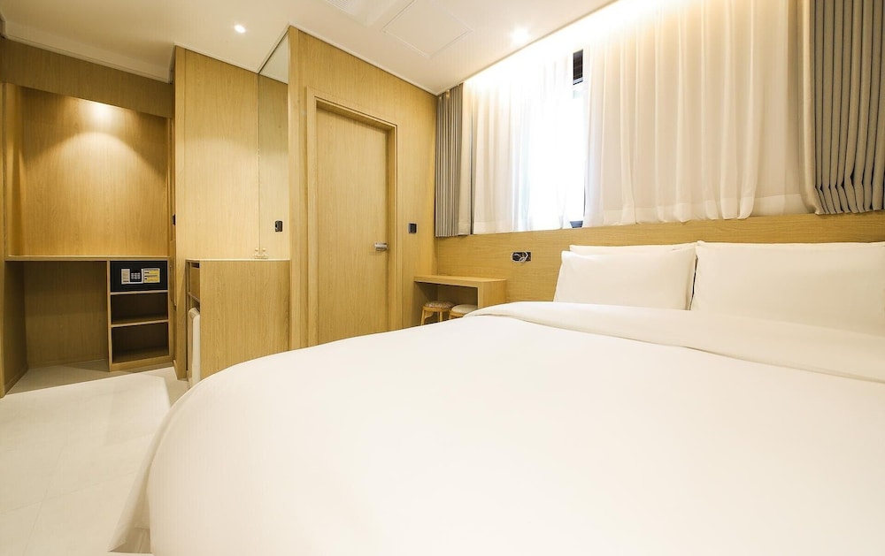 Nestly Hotel Seomyeon 35/61