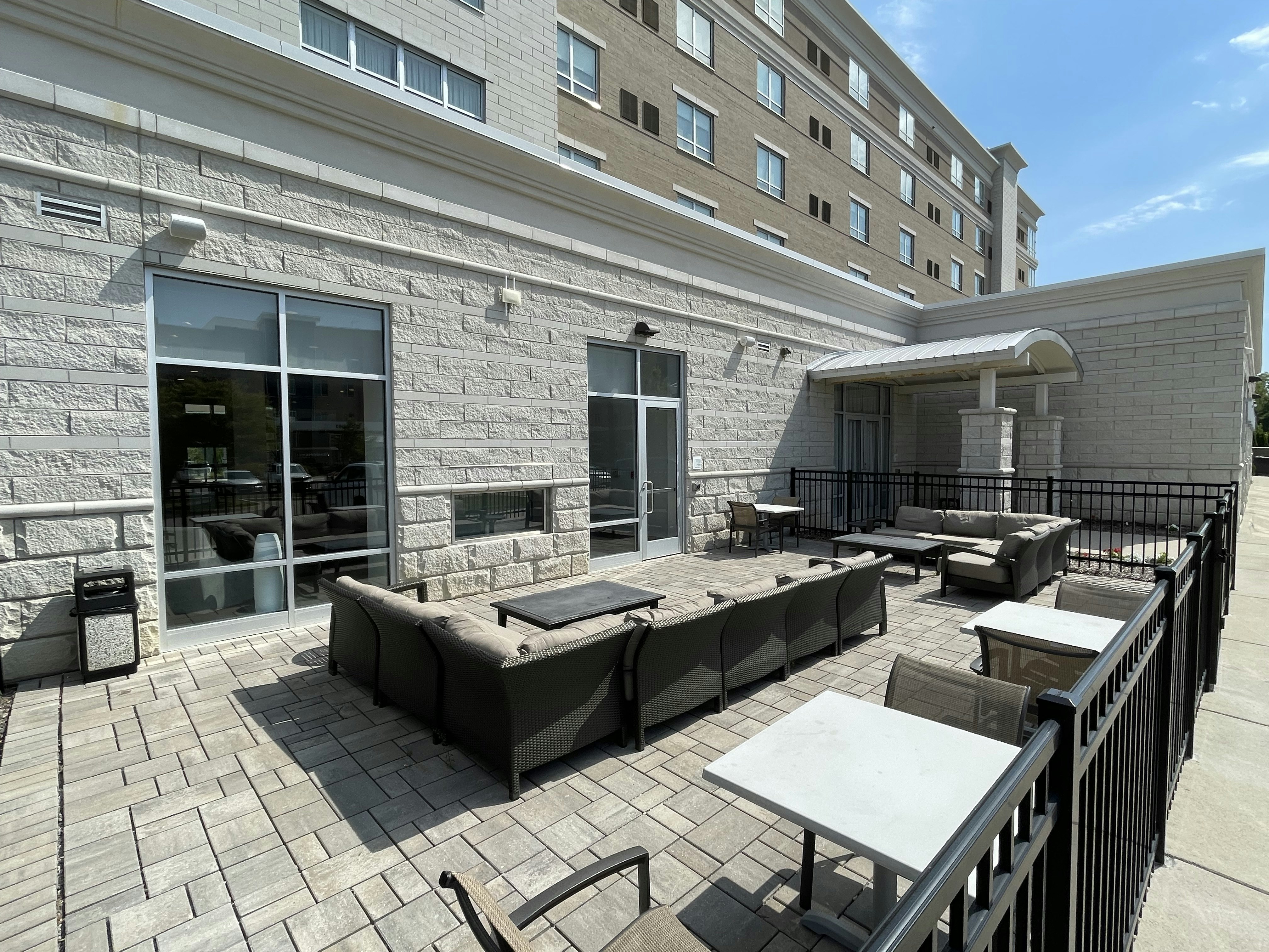 Holiday Inn Hotel Suites Farmington Hills Detroit Nw 45/50