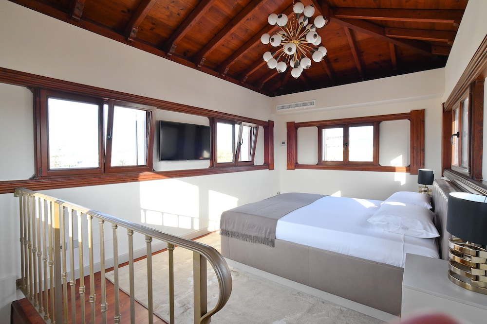 Palacio Can Marques 10/50
