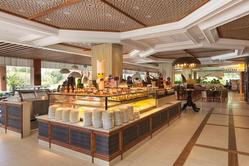 Shangri-La Mactan, Cebu 7/50