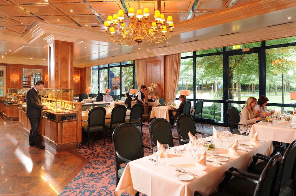 Maritim Hotel Bremen 45/68