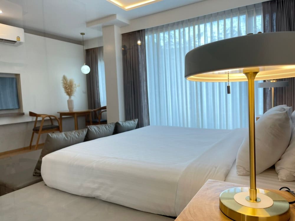 غرفة مريحة ديلوكس بسرير كوين، R2 Hotel Chiangmai 4/8