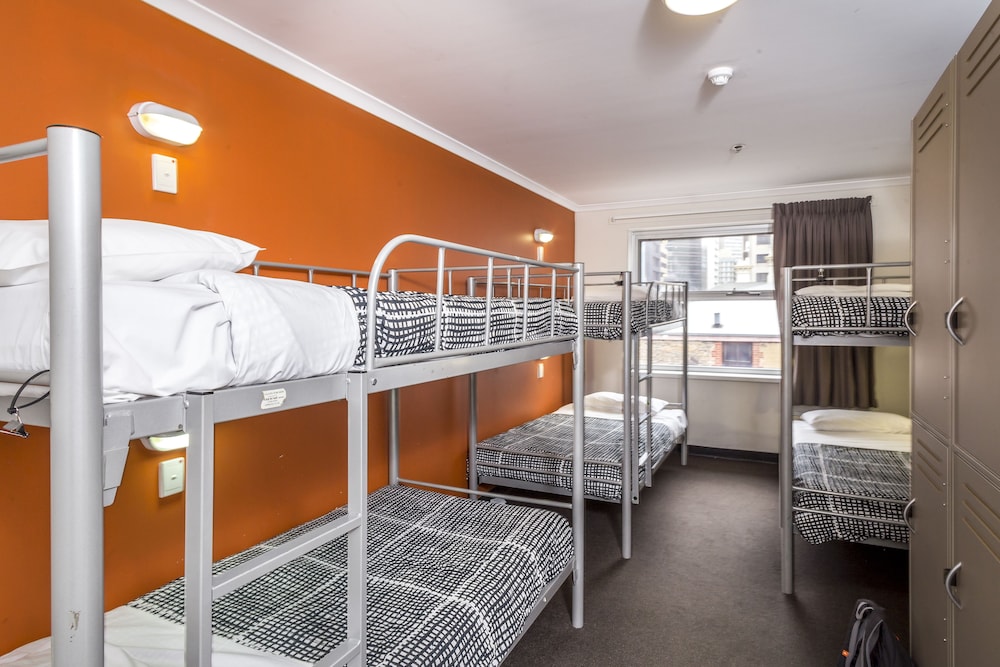 YHA Adelaide Central 9/31