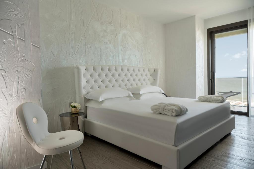 Platinum, Suite, Hot Tub