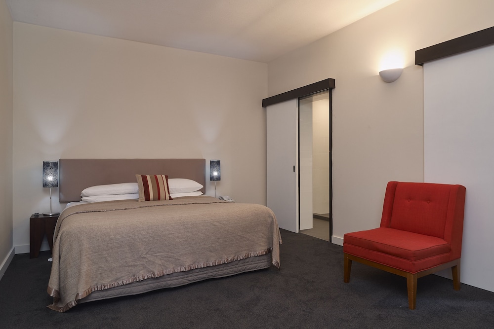 Hotel Carlton Mill 26/64
