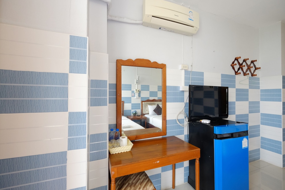 Mitaree Hotel 1 9/39