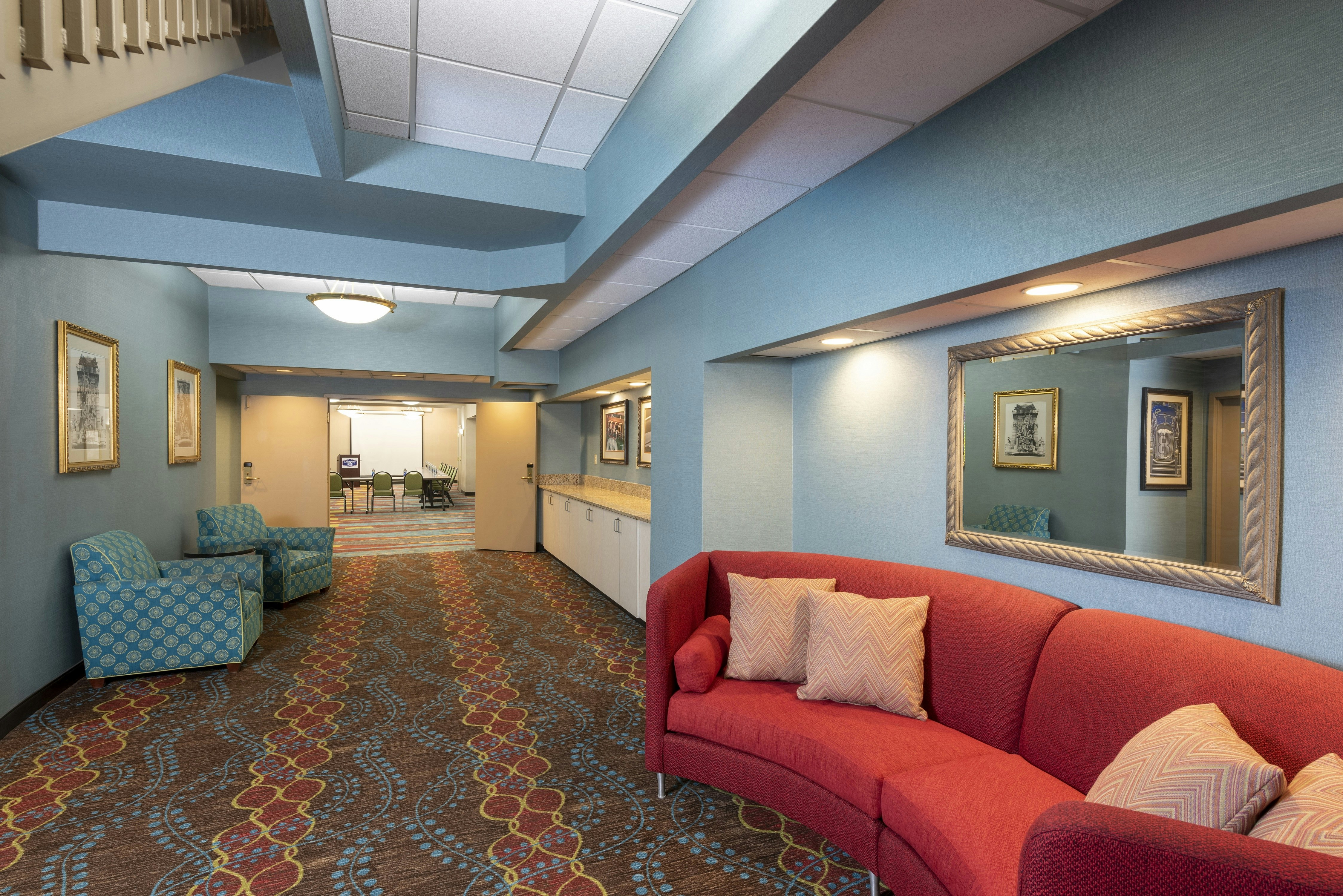 Hampton Inn Indianapolis Downtown Across From Circle Centre 42/75