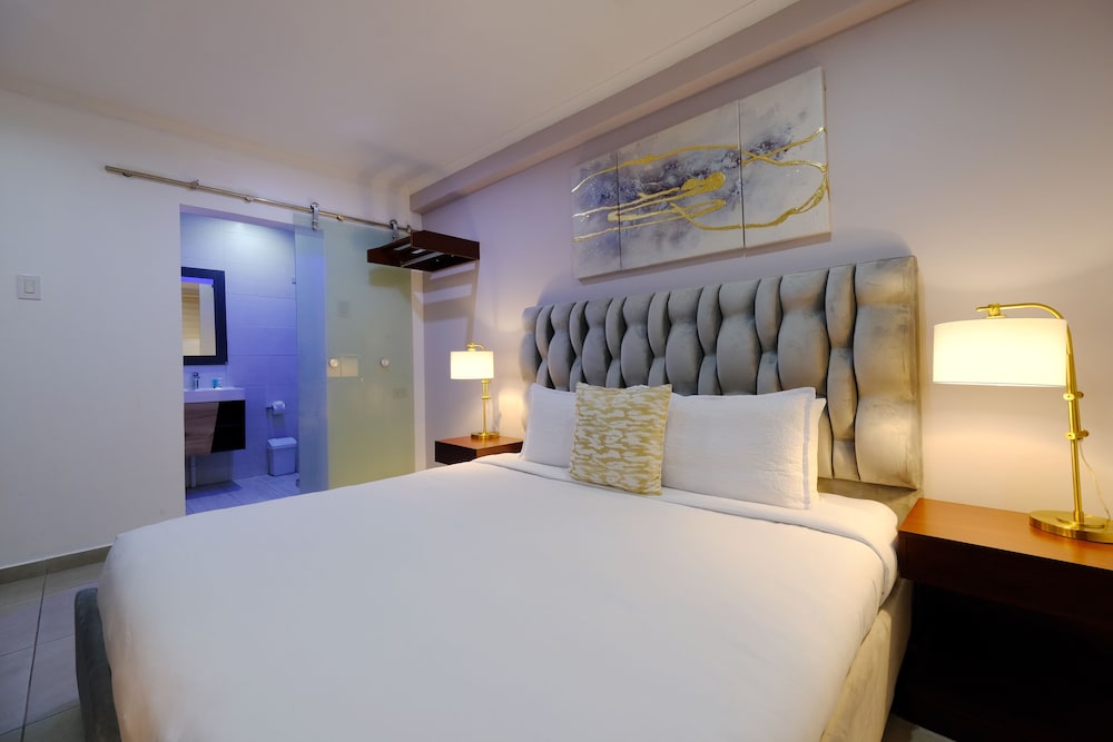Victoria City Hotel 19/50