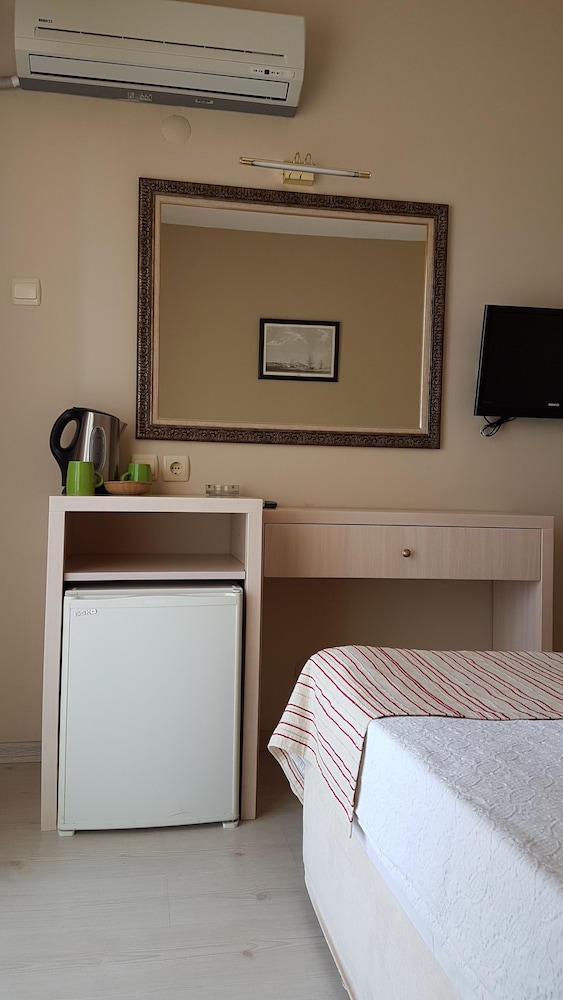 Ileri Hotel & Apartments 15/49