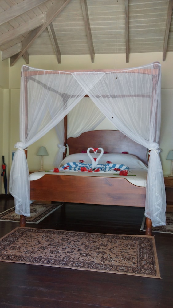 Petite Anse Hotel 49/49