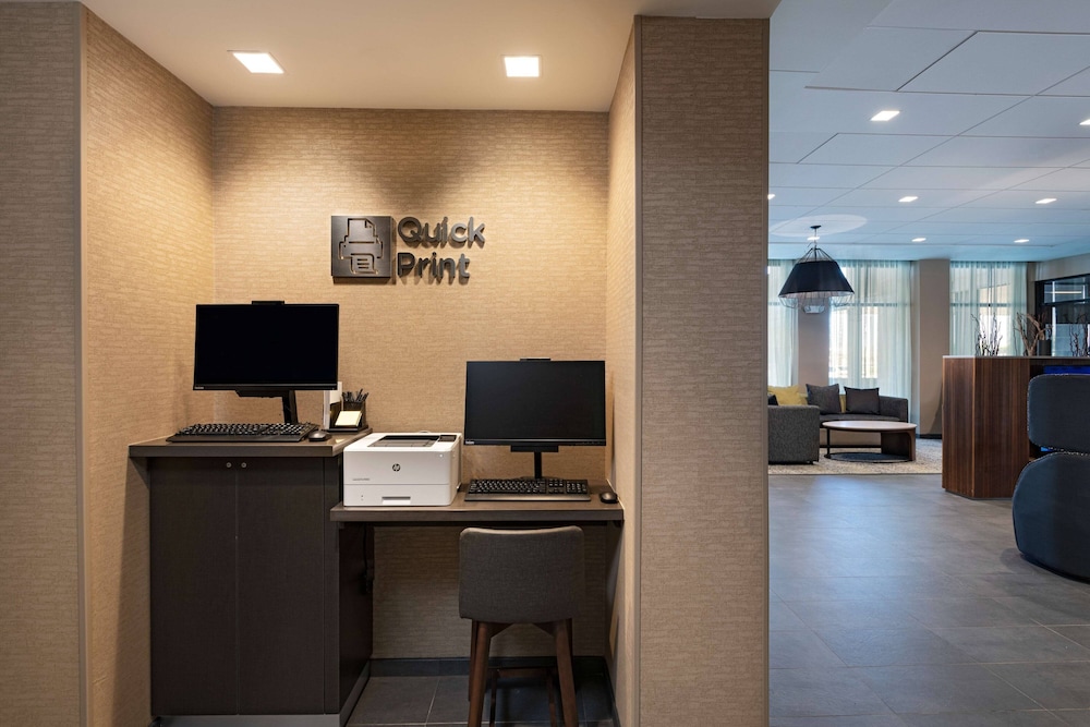 Courtyard by Marriott Dallas Grand Prairie 29/44