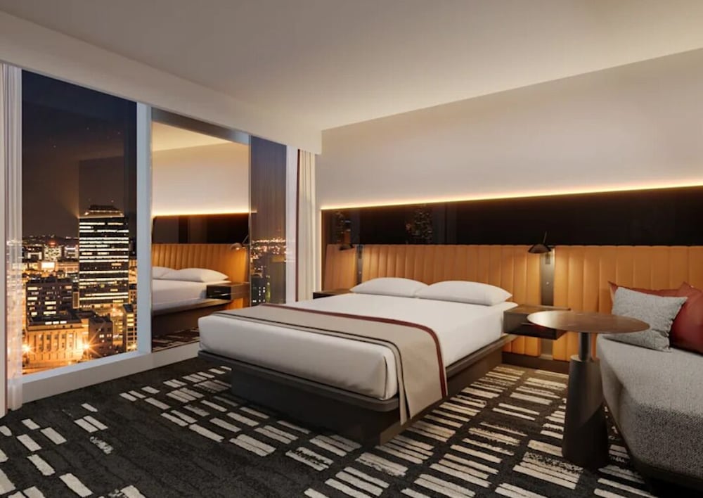 Room, King Bed, City View