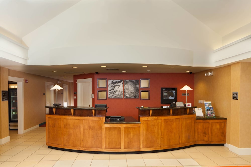 Residence Inn by Marriott Plazzio East 5/34