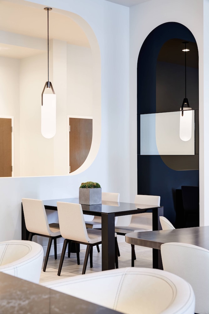 AC Hotel by Marriott Charlotte SouthPark 52/57