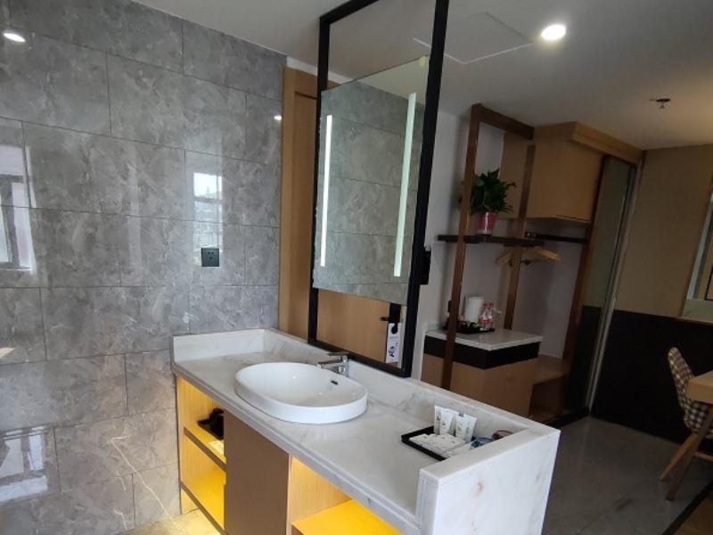 GreenTree Eastern Huaian Suning Plaza Huaihai Road West Hotel 63/65