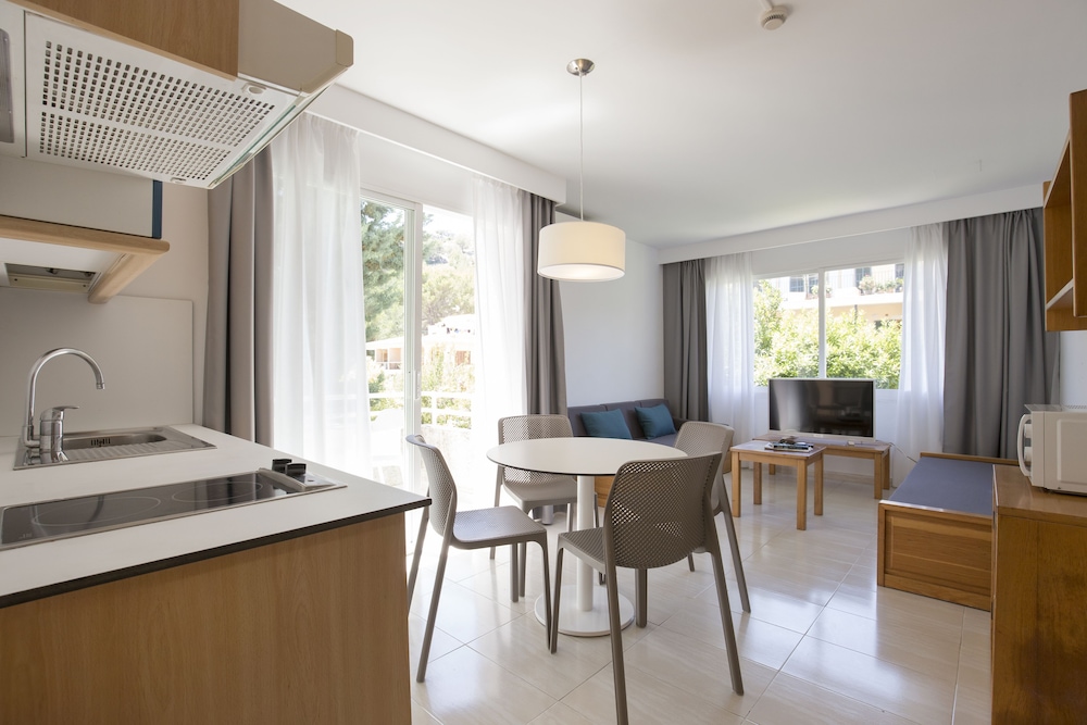 Las Velas Apartments 40/57