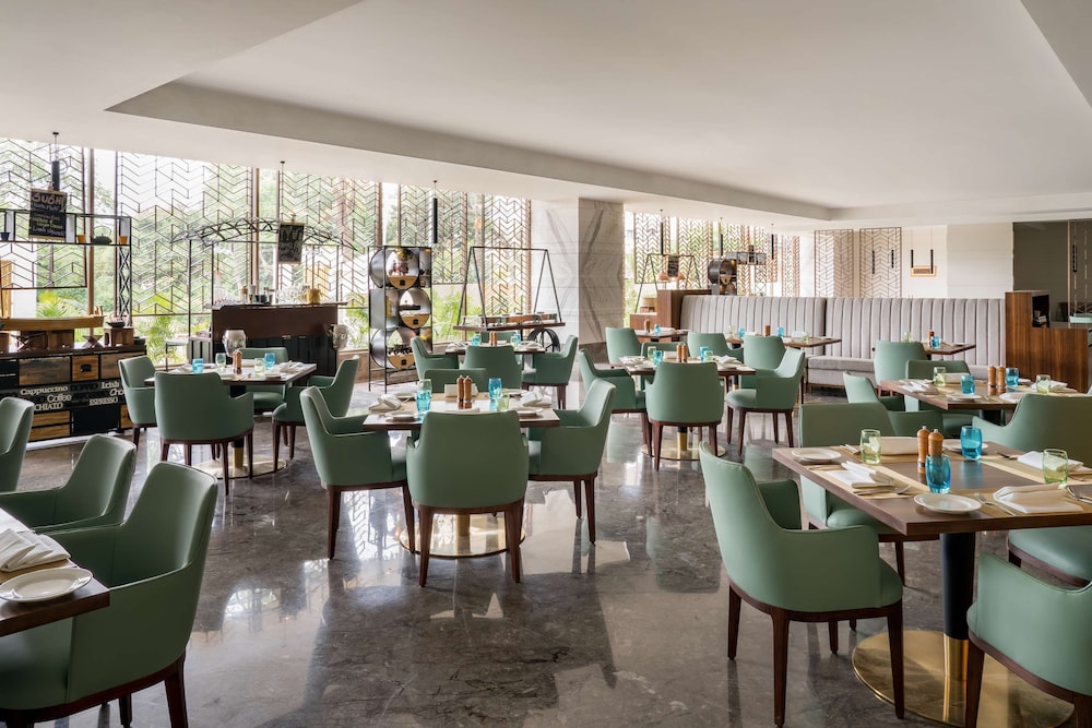 Radisson Bhopal 49/64