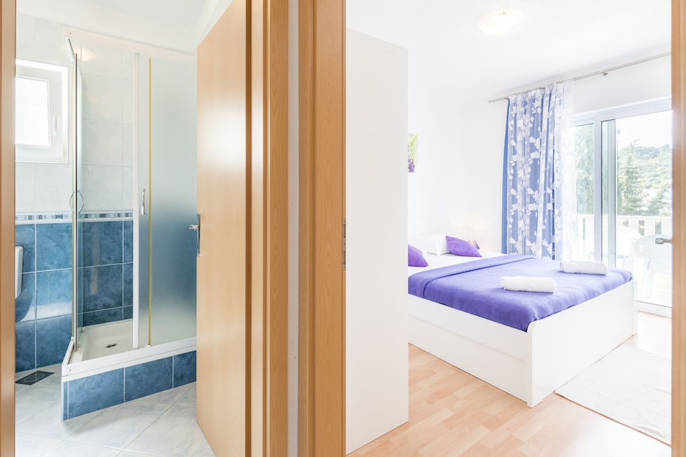 Apartmani Nikolina 28/50