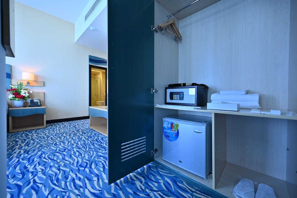 Harbour Suite Hotel 3/33