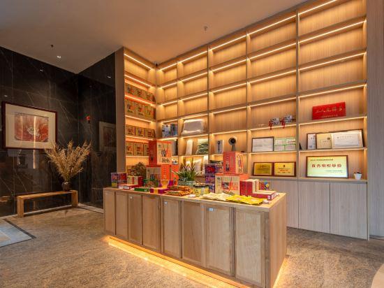 Shi Jing Hotel 8/26