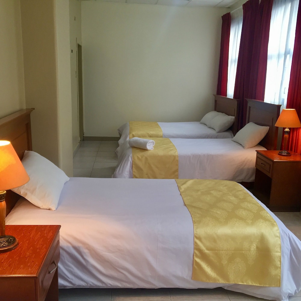 Las Penas Hotel 38/60