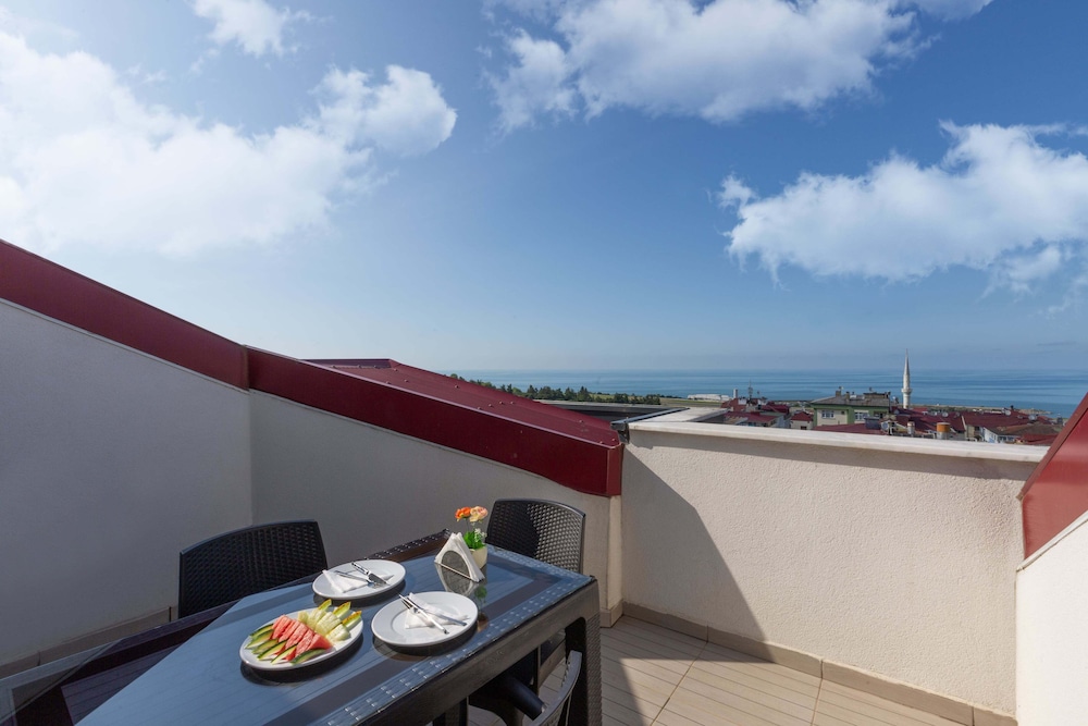 Alya Boutique Hotel 51/62