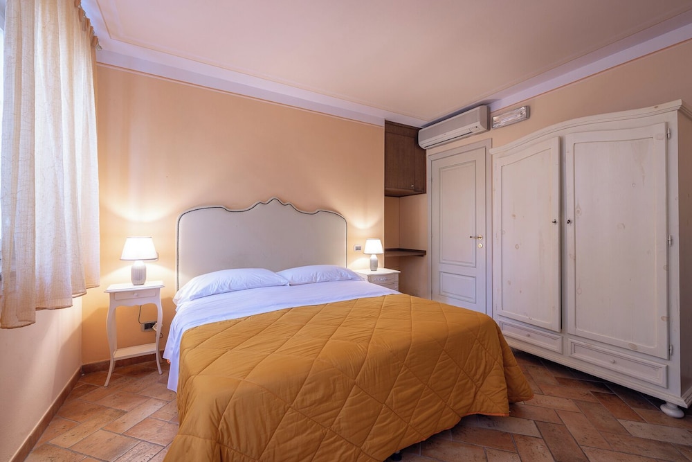 RELAIS CORTE BENEDETTO 16/74