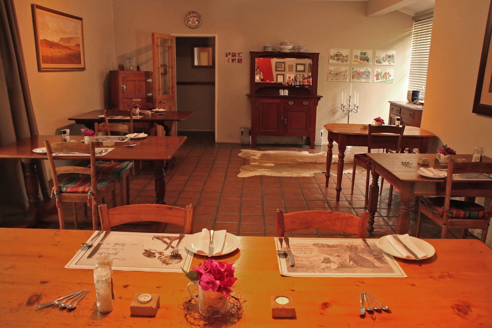 Dias Guest House 20/50