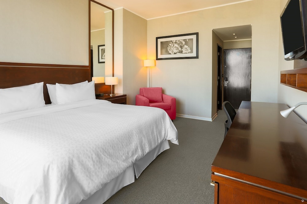 Four Points By Sheraton Los Angeles 12/44