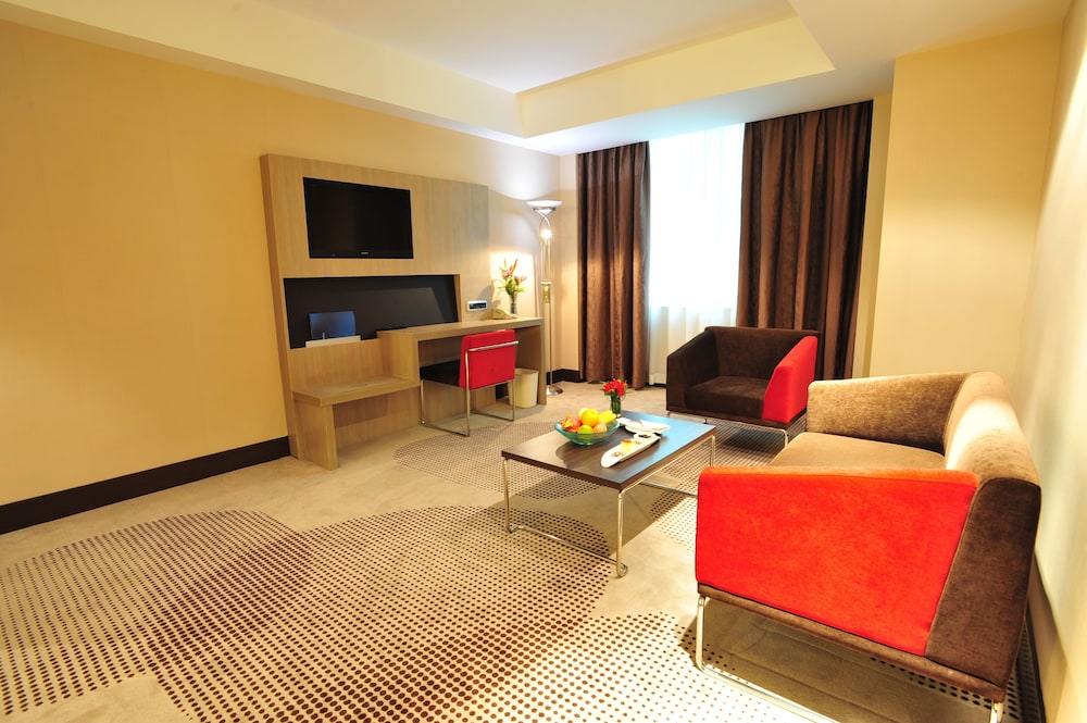 Novotel Shenzhen Watergate 25/41