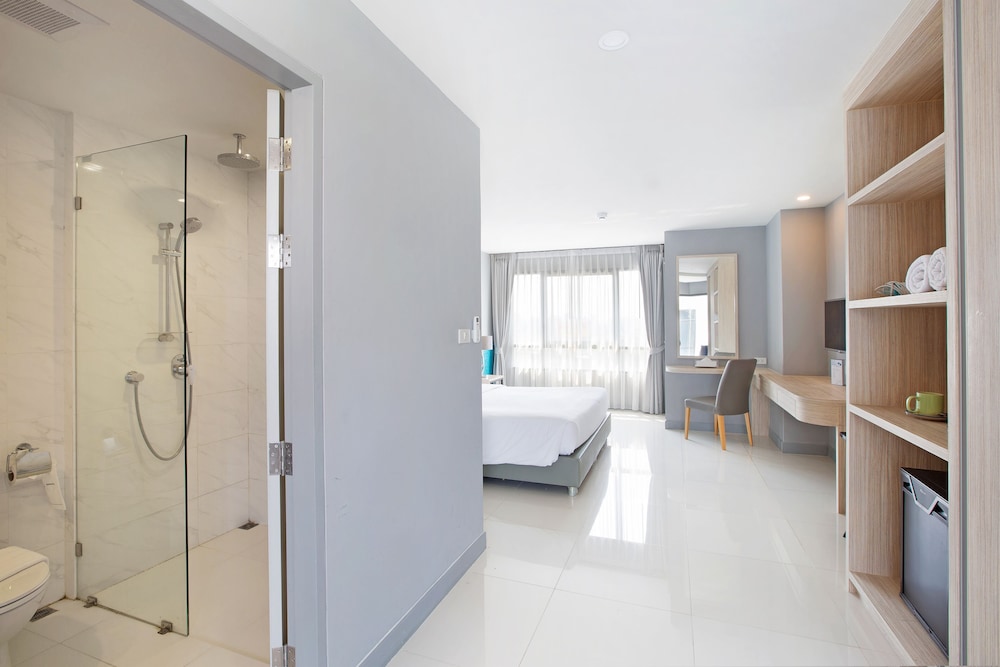 Xen Hotel Nakhon Pathom 65/66