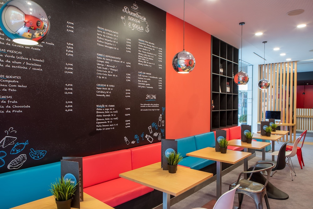 restaurant-cafeteria