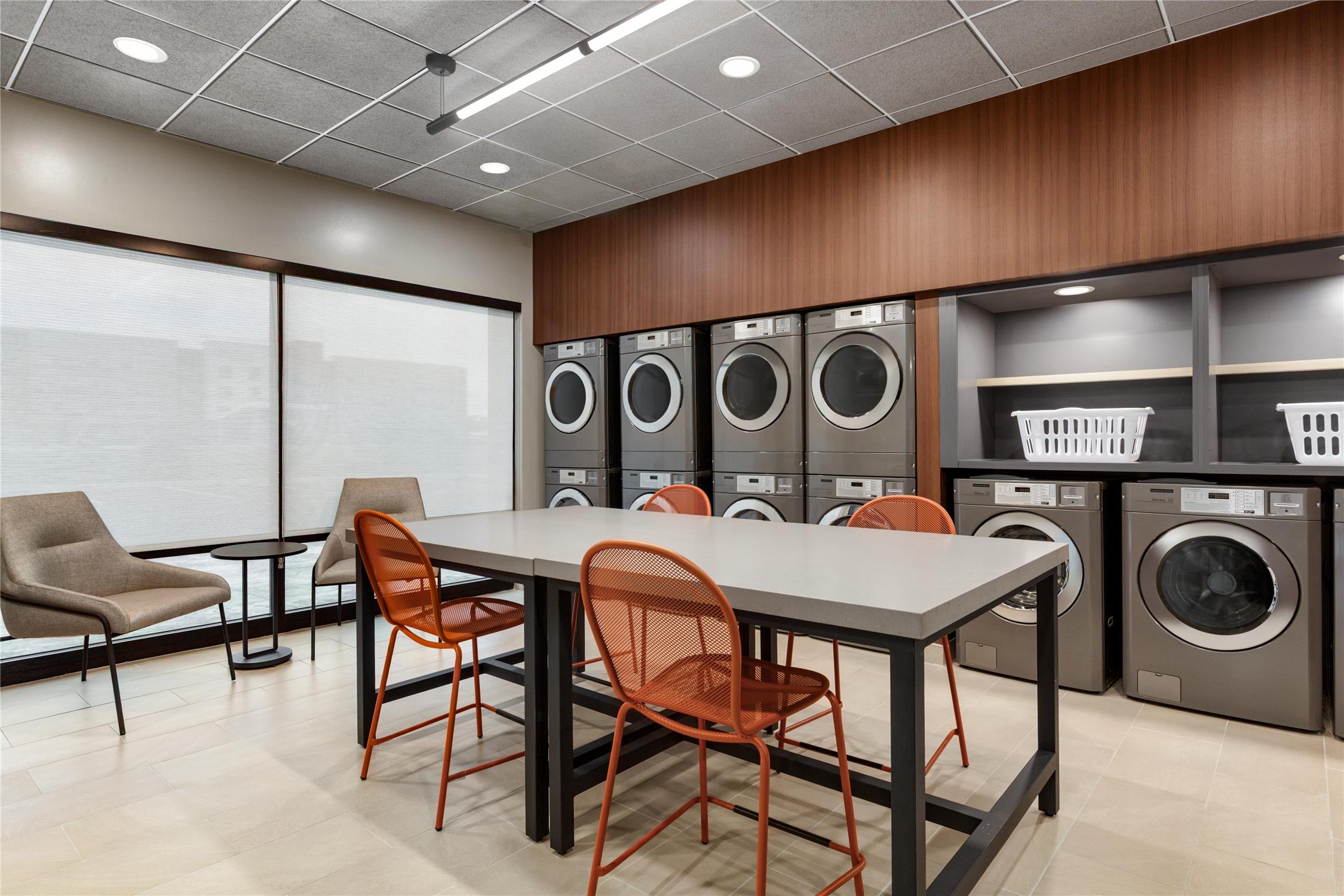 LivSmart Studios by Hilton Kokomo 32/35