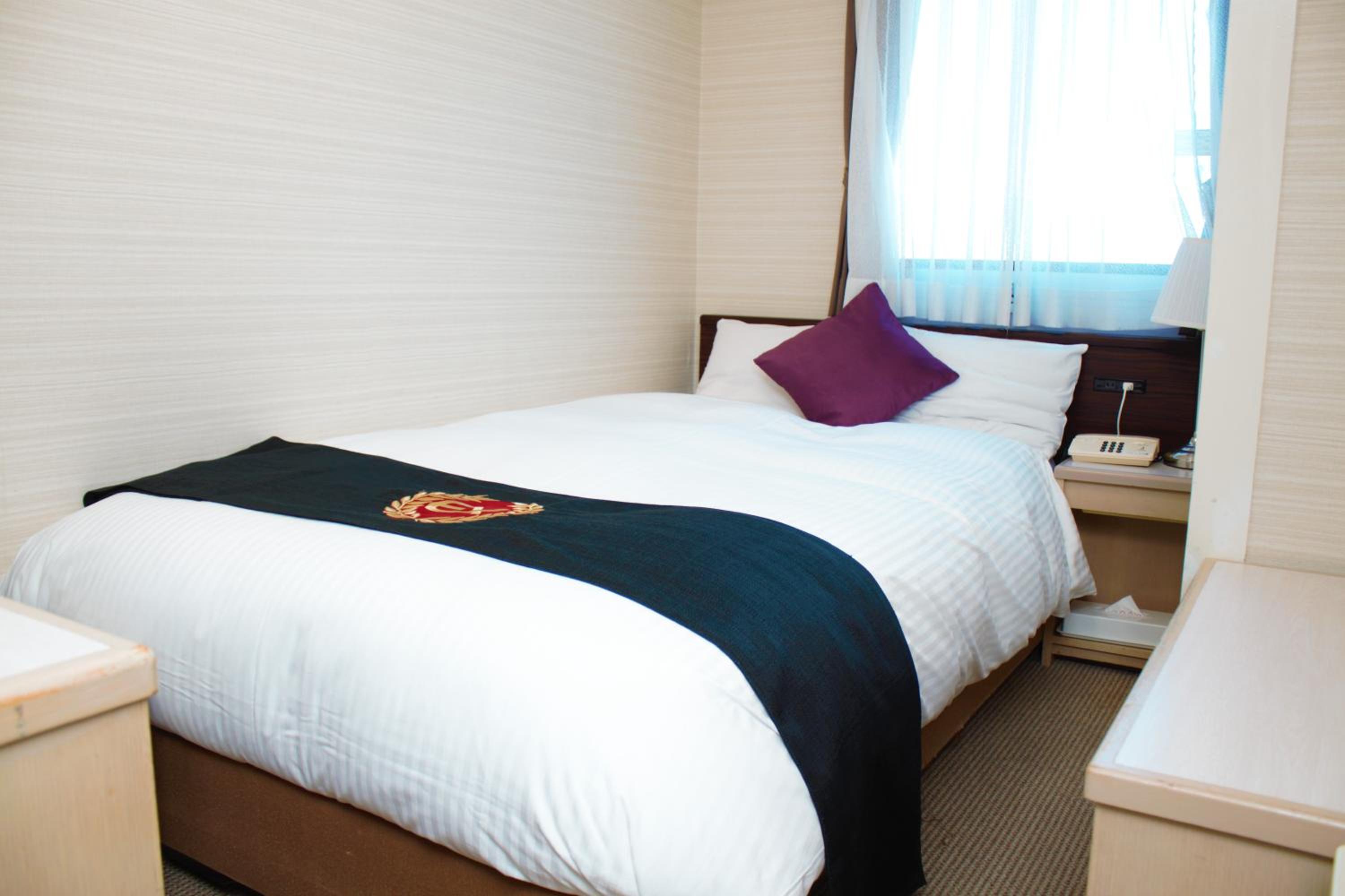 Semi Room, Standard, Semi Double Bed
