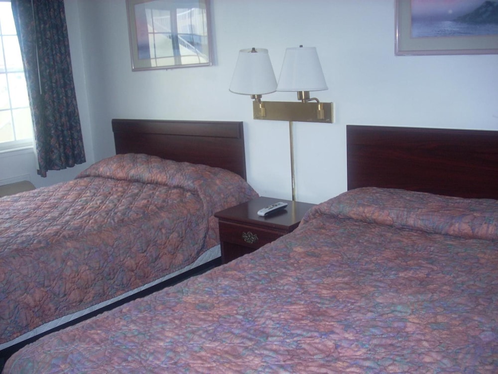 Economy Inn Monterey 20/31