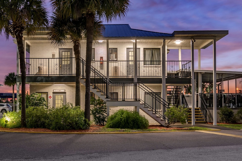 Best Western Space Shuttle Inn 5/42