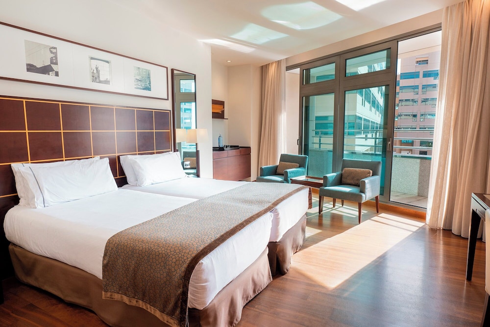 Eurostars Grand Marina 15/50