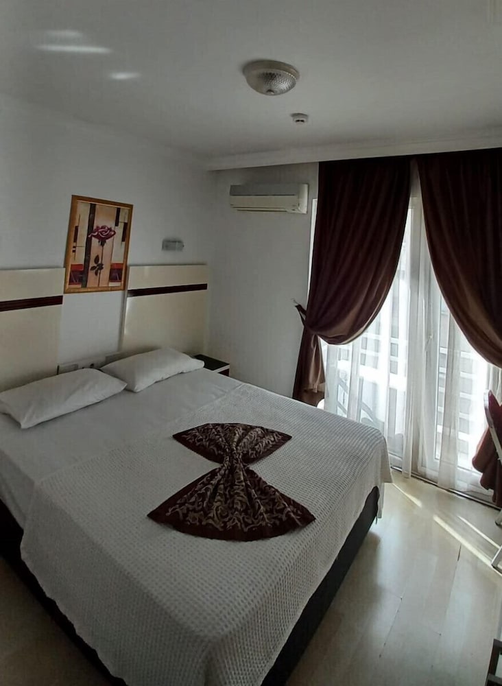 ATALLA HOTEL 11/44