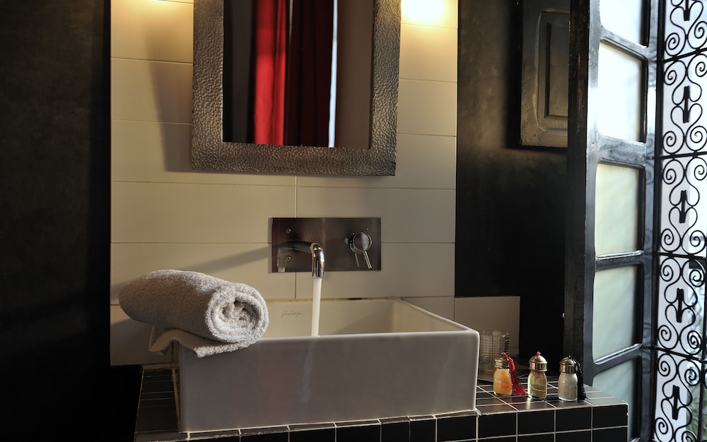 Riad Villa Wengé 23/50