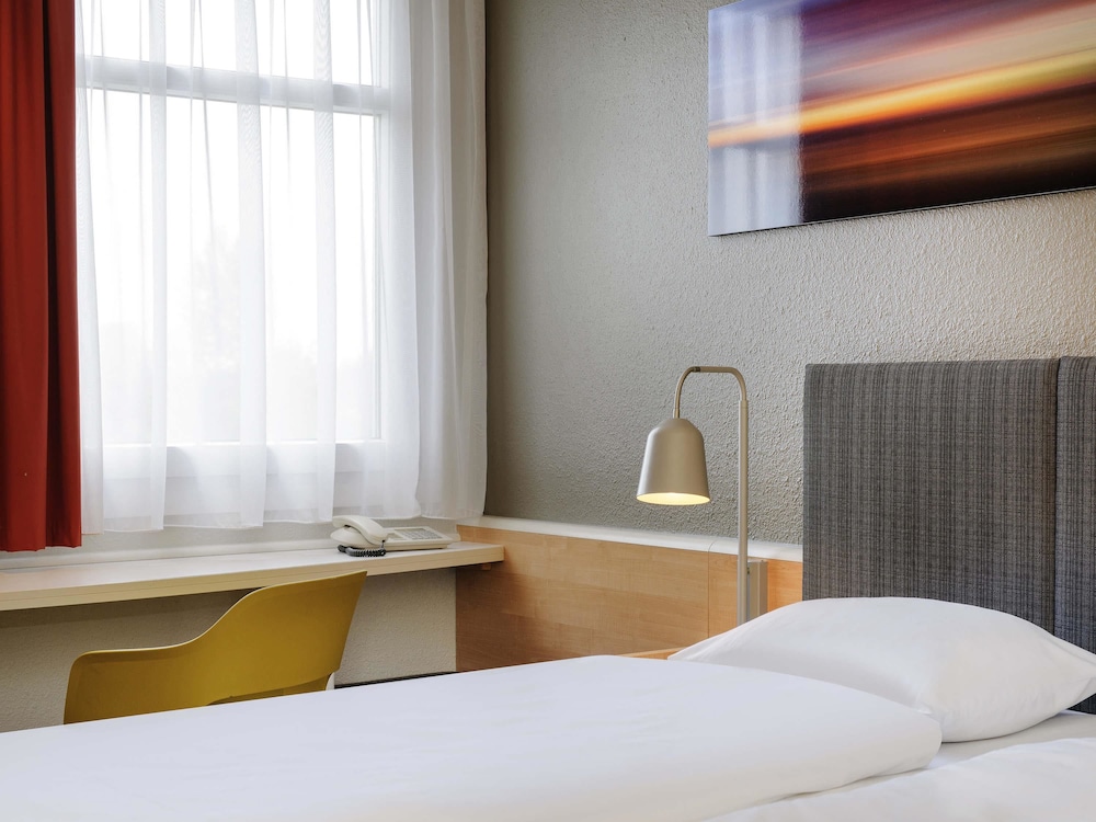 IBIS FRANKFURT MESSE WEST 28/61