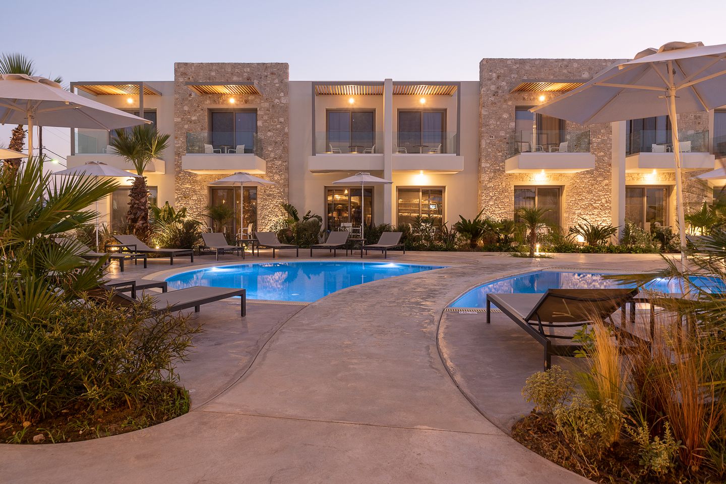 Oneiro Boutique Hotel in Tingaki