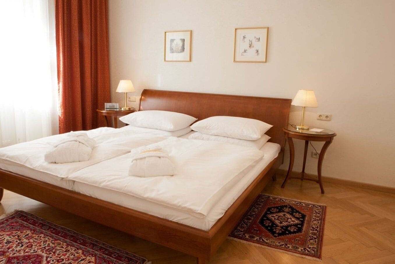 SUPERIOR, DOUBLE BED