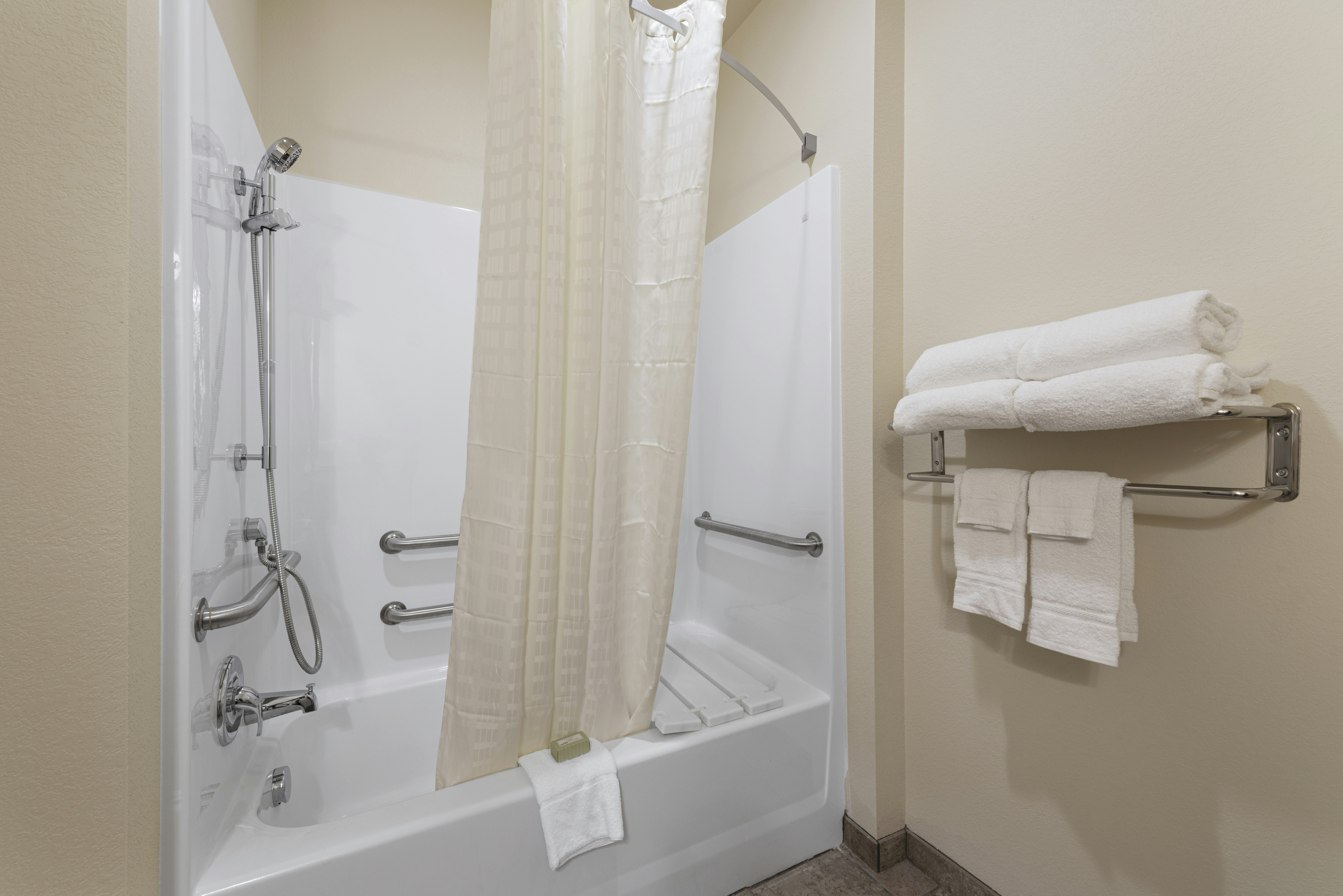 Cobblestone Hotel & Suites - Urbana 69/69