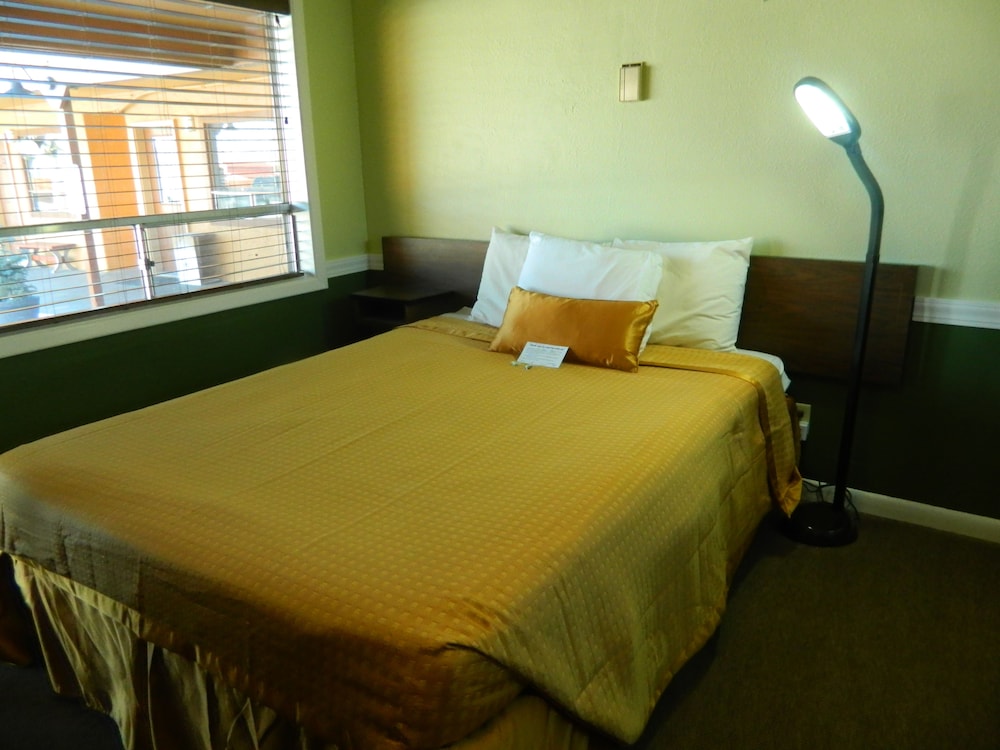 Country Motor Inn 20/64