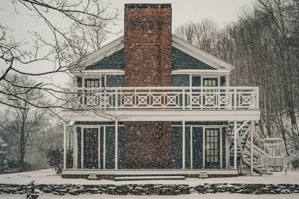 The Cornell Inn, Lenox 5/71