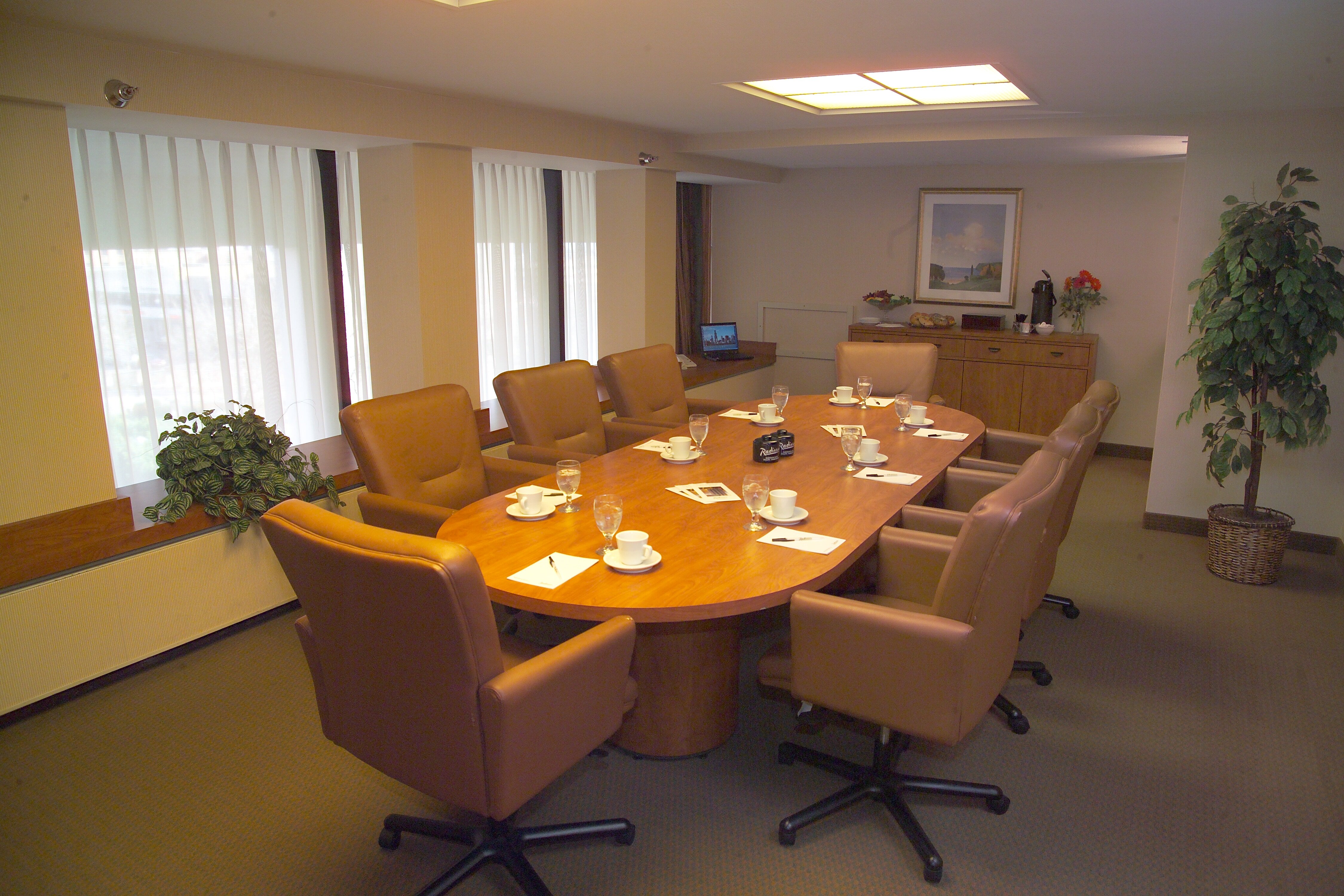 Radisson Hotel Duluth-Harborview 30/34