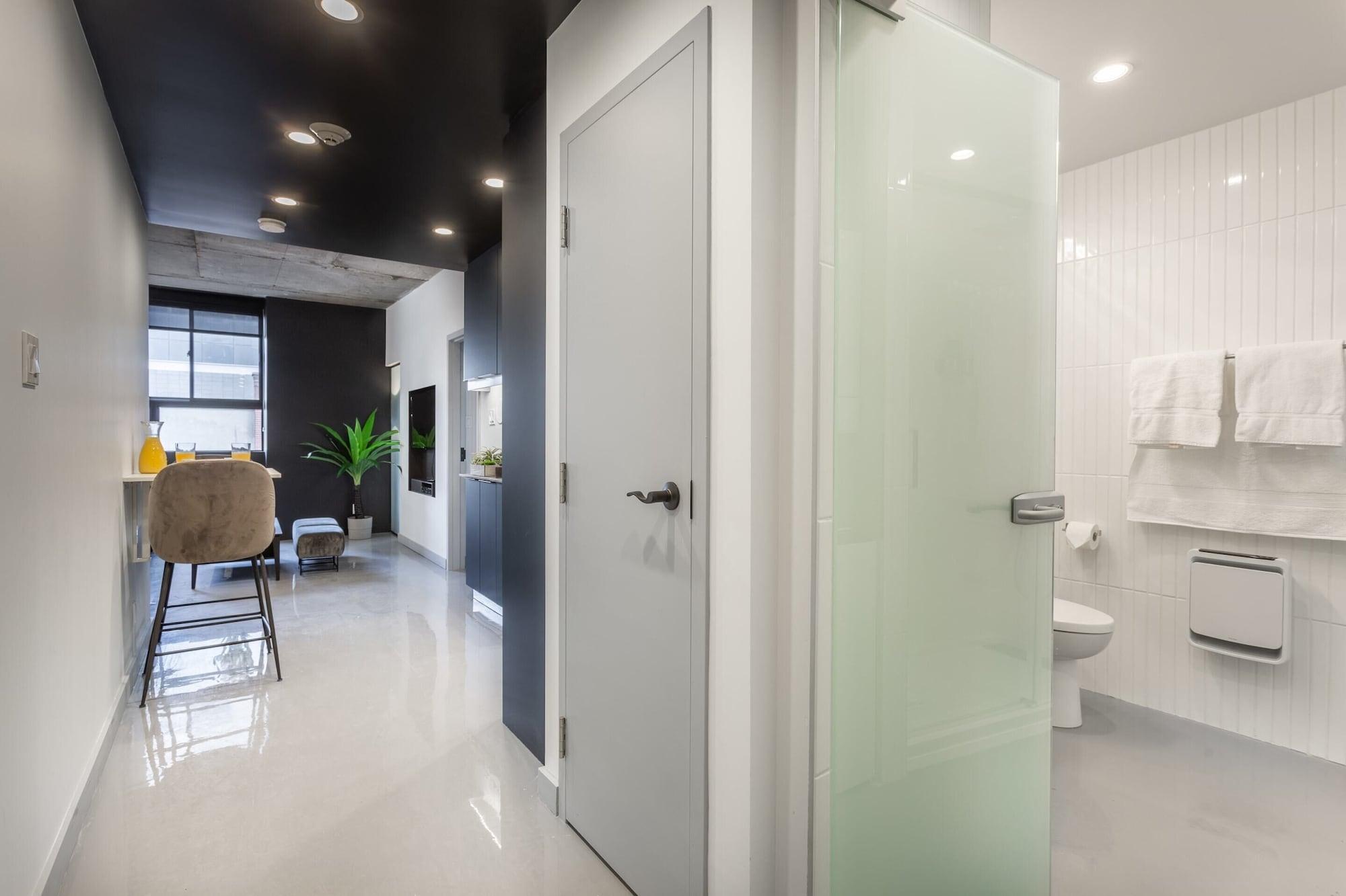 1 Bedroom, Double Bed, Pierce Boutique Apartments 5/6