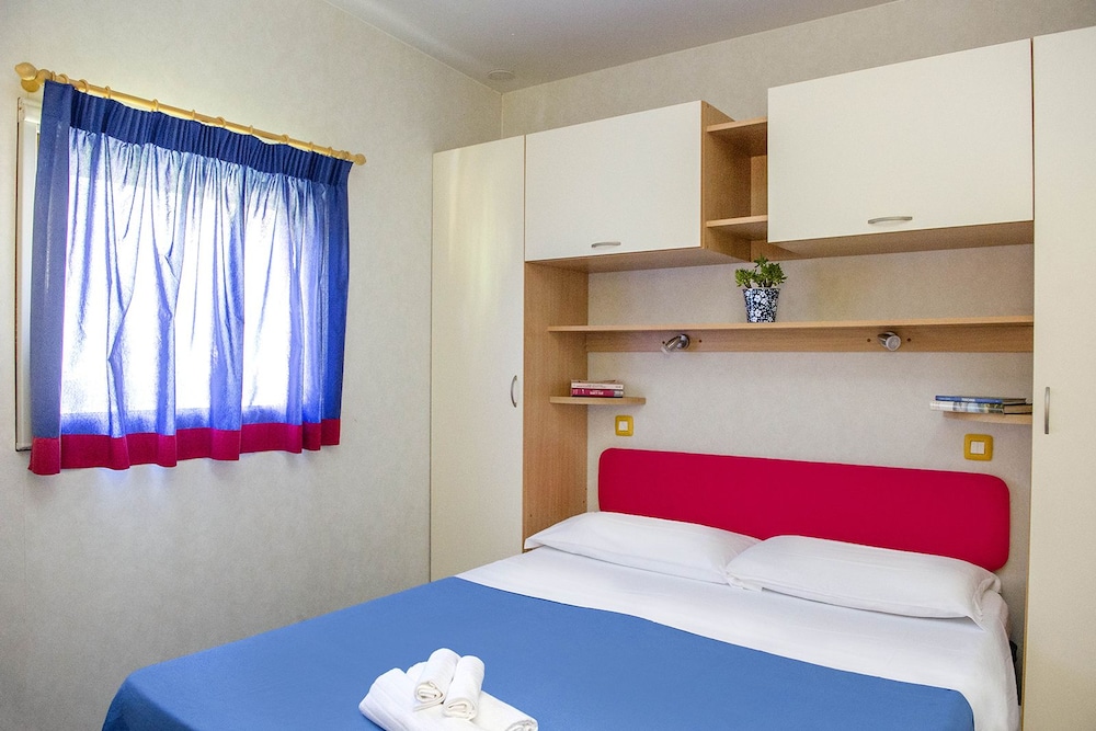 Camping Village Baia Azzurra 23/71