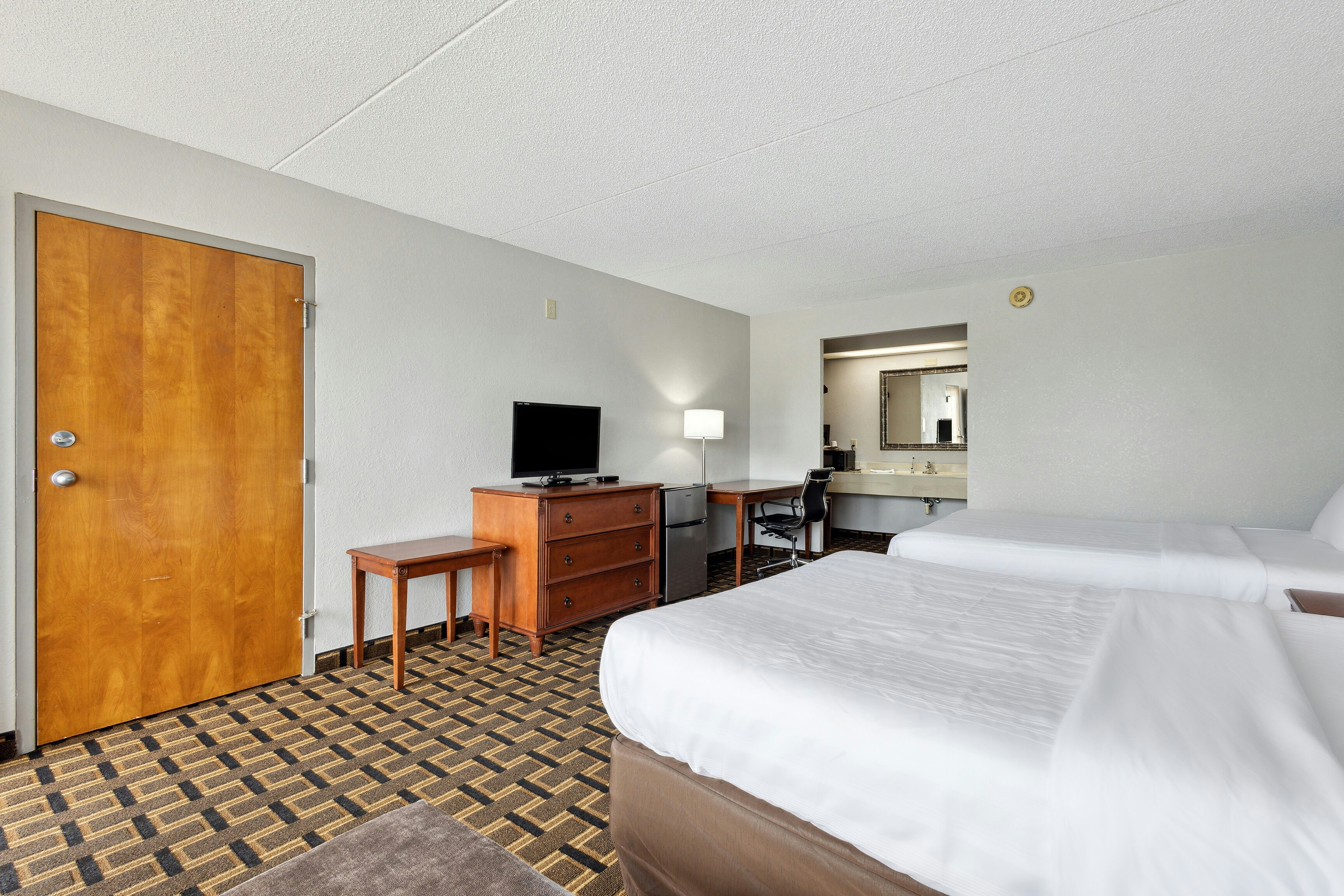 Relax inn by OYO Greeneville Near Hwy US-321 16/40